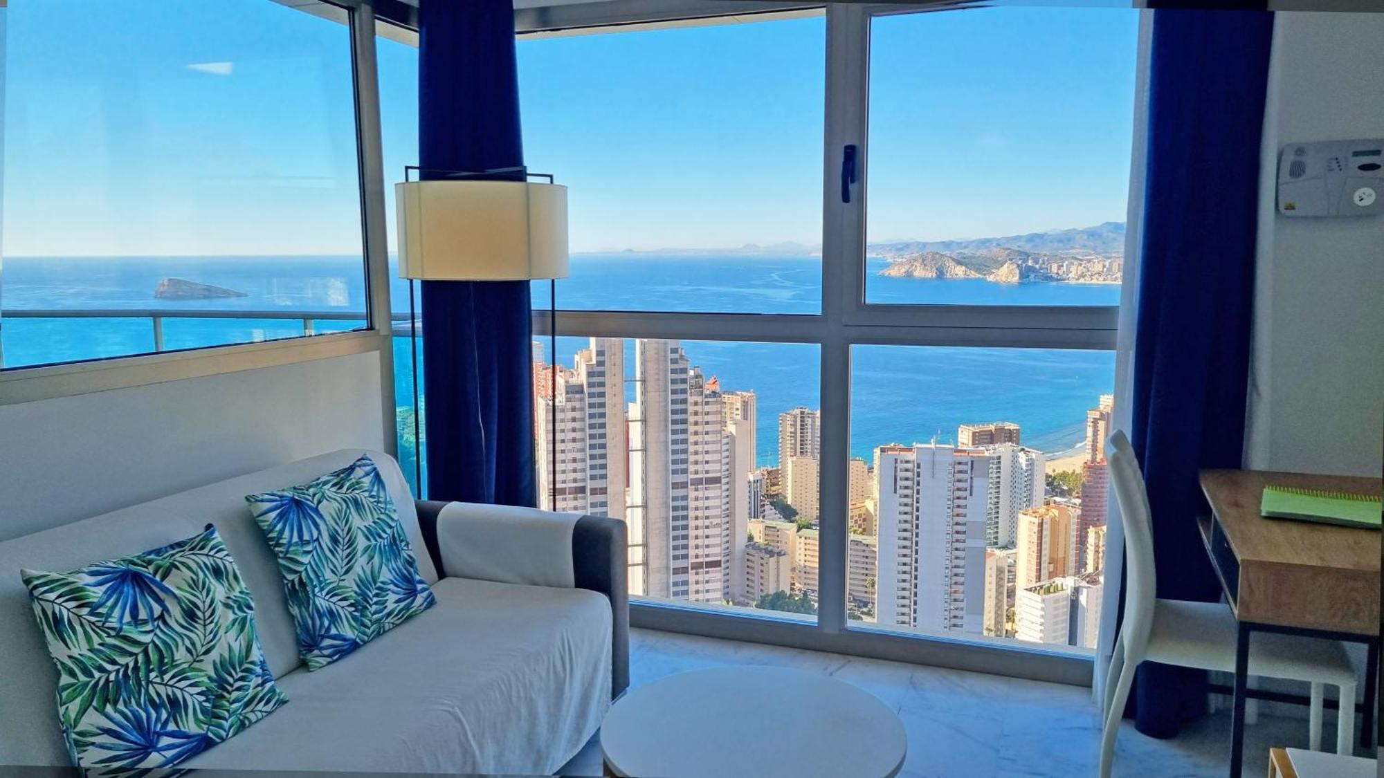 Highrise Apartment With Private Terrace & Sea Views - 34Th Floor 貝尼多姆 外观 照片